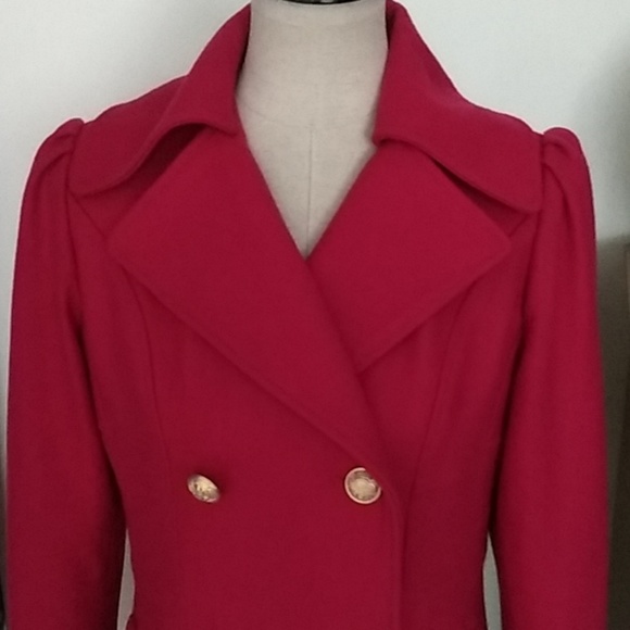 Coat - Picture 5 of 8